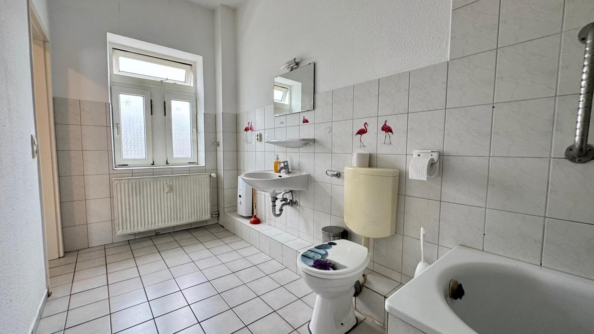 Im Herzen Von Innenstadt & Hbf Fusslaeufig, Mit Privatparkplatz Apartment