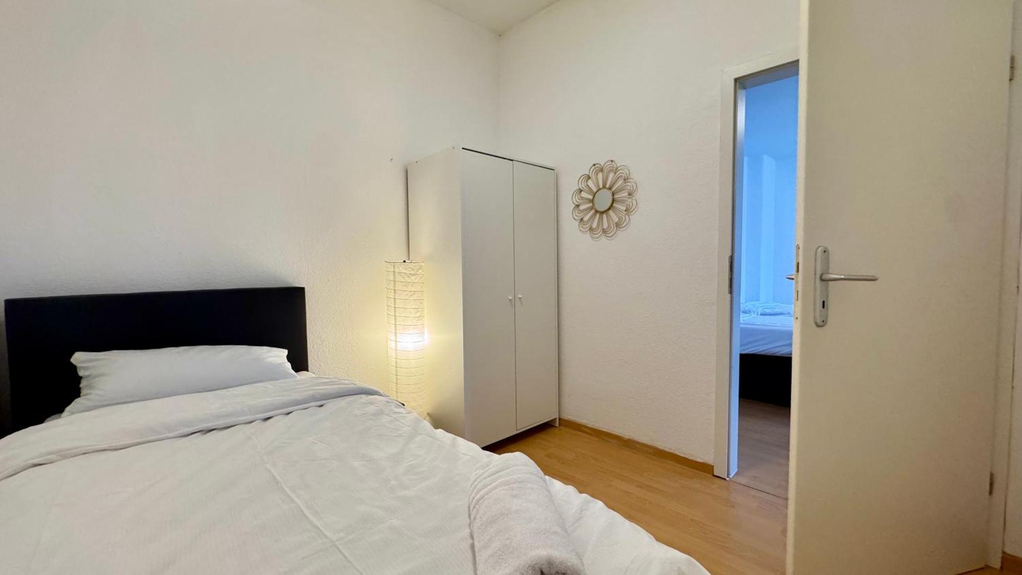 Apartment Im Herzen Von Innenstadt & Hbf Fusslaeufig, Mit Privatparkplatz *