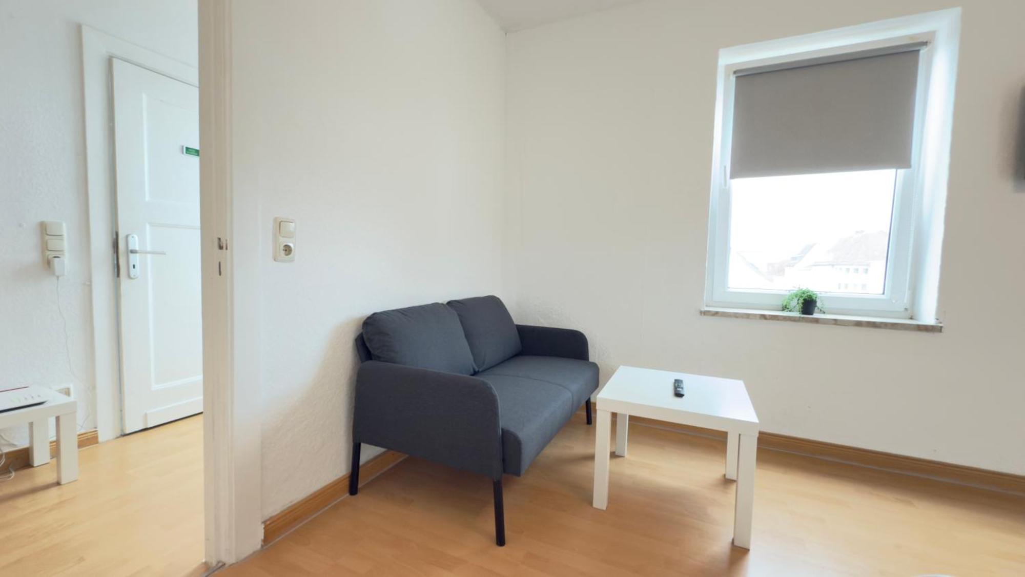 Apartment Im Herzen Von Innenstadt & Hbf Fusslaeufig, Mit Privatparkplatz Neumünster